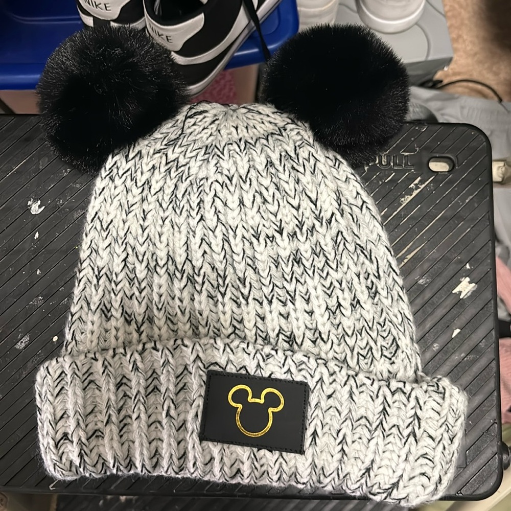 Mickey beanie